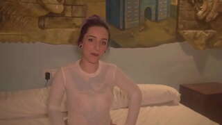 Vega un viņas pieredzi ar LIELU UN MELNU PIMPI Vega un viņas pieredzi ar LIELU UN MELNU PIMPI