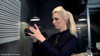 Lielas krūtis MILF cop Cherry Plosītos anālās rotaļlietas brunete ieslodzītais Maddy O Reilly birojā, tad anālais fucks viņas un Veronica Avluv cietumā šūnu trijatā Lielas krūtis MILF cop Cherry Plosītos anālās rotaļlietas brunete ieslodzītais Maddy O Reilly birojā, tad anālais fucks viņas un Veronica Avluv cietumā šūnu trijatā