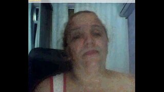 Слатка зрела толстушки узбуђен до лудила за овог јебања.